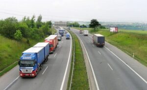 საქართველოს გზებზე სატრანზიტო საავტომობილო გადაზიდვები მცირდება –         როგორ ვიყენებთ საქართველოზე გამავალი დერეფნის ეკონომიკურ შესაძლებლობას?