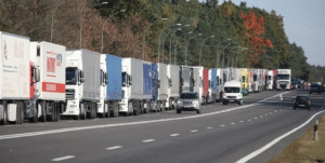 საქართველოს ავტომაგისტრალებზე ტრანზიტული სატვირთო ტრანსპორტის ნახევარი ყაზბეგის გამშვები პუნქტის გავლით მოძრაობს