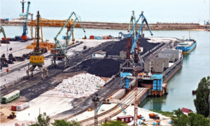 სატრანსპორტო დერეფნების ბლოკირების პირობებში, რუსეთი  მახაჩკალის ნავსადგურში დიდი ხნის უფუნქციო საბორნე ინფრასტრუქტურის მოდერნიზებას გეგმავს  