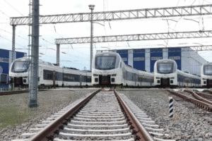 აზერბაიჯანის რკინიგზა გადაზიდვით სიმძლავრეებს ავითარებს, საქართველოში მცირდება მოძრავი შემადგენლობა – რა გამოსავლი არსებობს დარგის „ჩიხიდან“ გამოსაყვანად?  