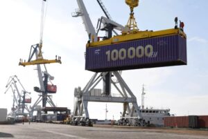 ბაქოს ნავსადგურის და აზერბაიჯანის რკინიგზის ორგანიზაციული შერწყმის შედეგად, ნავსადგურში გადამუშავებულმა კონტეინერებმა 100 000 TEU-ს მიაღწია