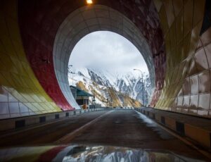 რუსეთი როკის გვირაბის გავლით ტრანსკავკასიური საავტომობილო დერეფნის აღდგენის ტექნიკურ და ინსტიტუციონალურ დეტალებს აანონსებს