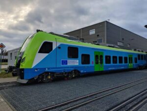 ევროკავშირის მიერ 25 ერთეული სამგზავრო მატარებლის სუბსიდირების სანაცვლოდ ბულგარეთმა სარკინიგზო ქსელზე კერძო კომპანიის დაშვება განახორციელა